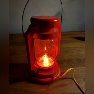 Red Vintage Wood Mason Jar Lantern Lamp